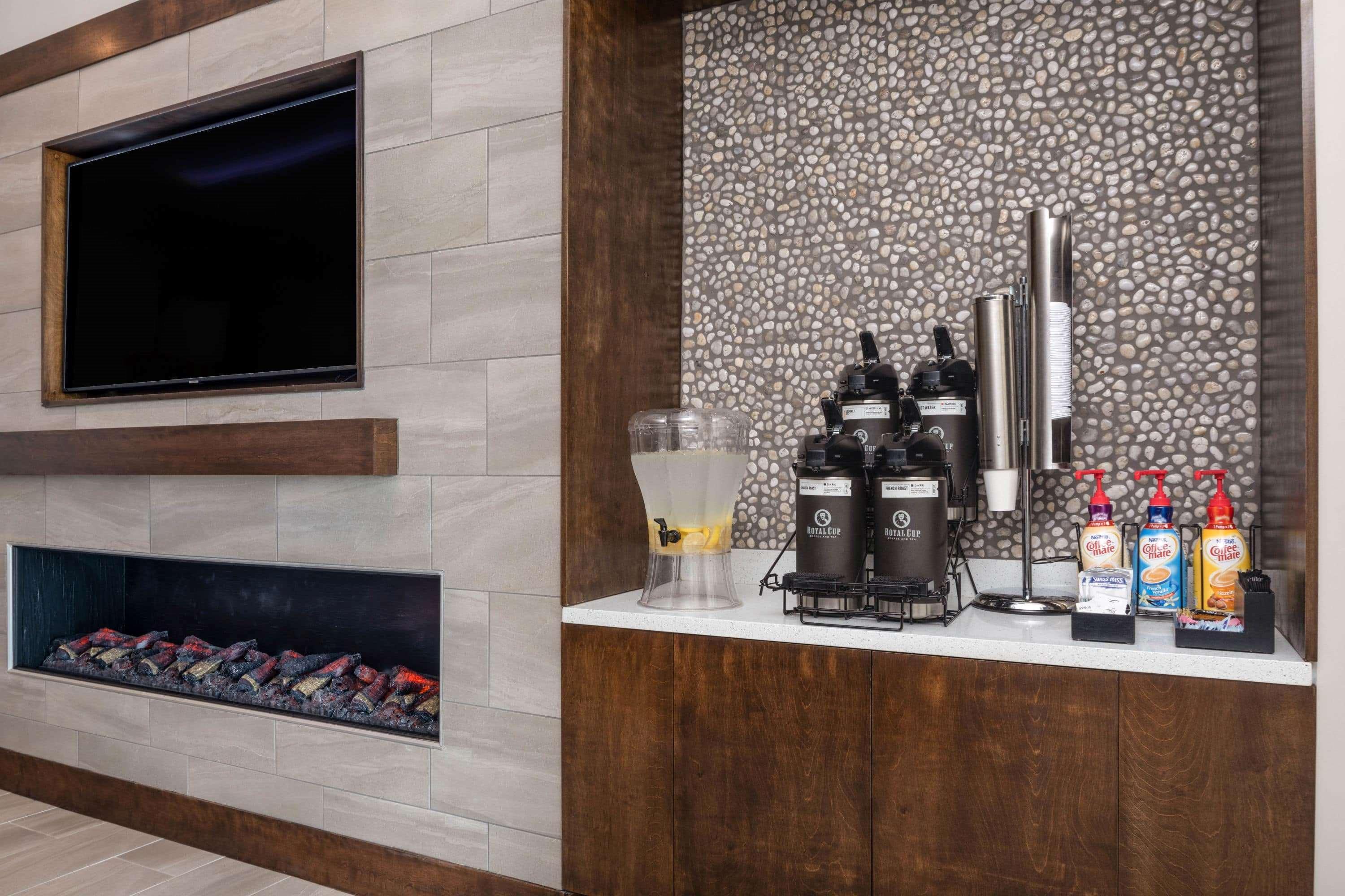 La Quinta By Wyndham Greensboro Airport High Point Εξωτερικό φωτογραφία